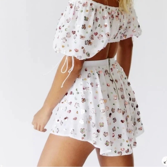 For Love And Lemons Dresses & Skirts - For Love & Lemons Cold Hearted Embellished Sequin Skirt White size S skirt pink